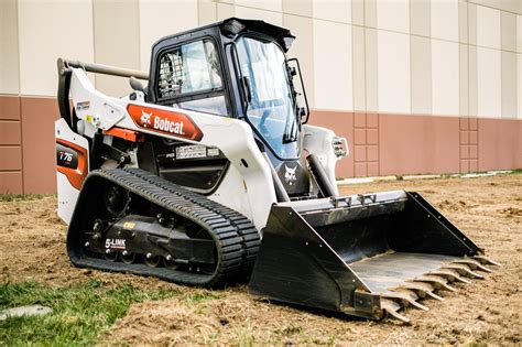 bobcat track loader steer